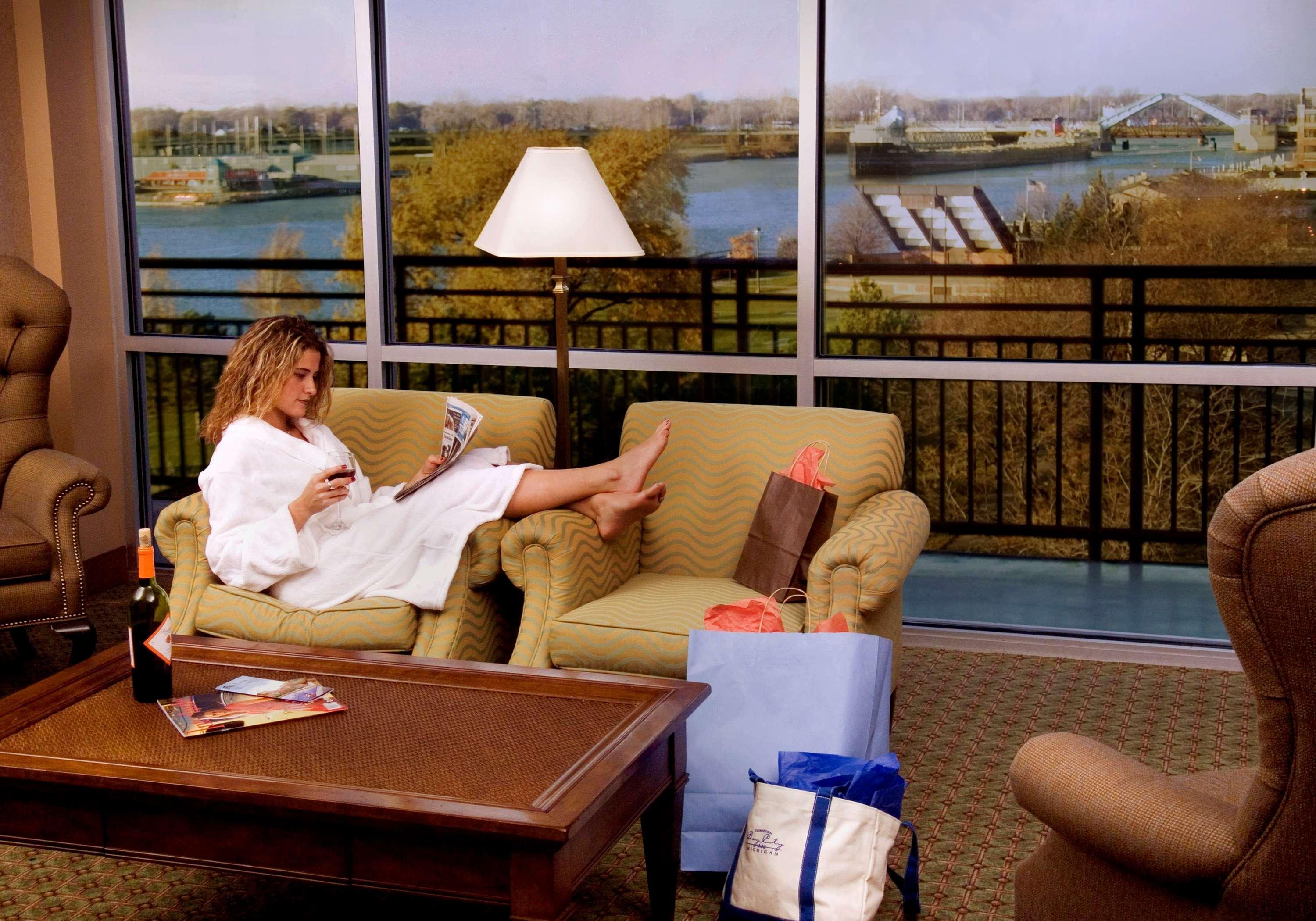 Doubletree By Hilton Bay City - Riverfront Camera foto