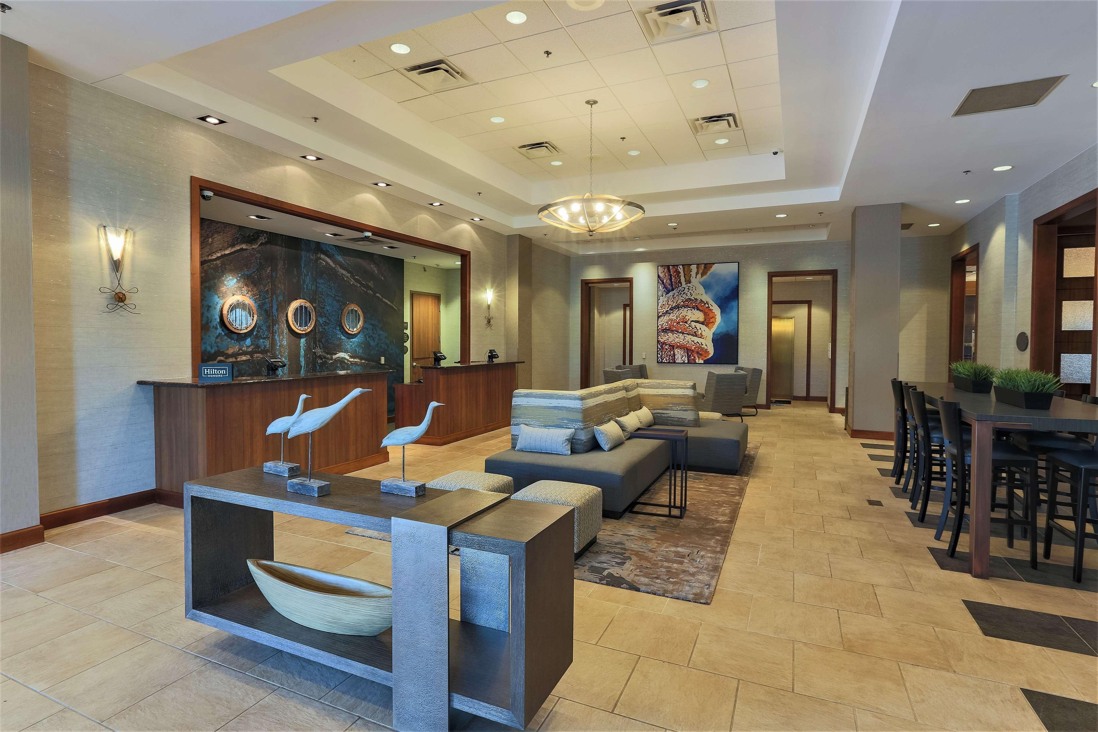 Doubletree By Hilton Bay City - Riverfront Esterno foto