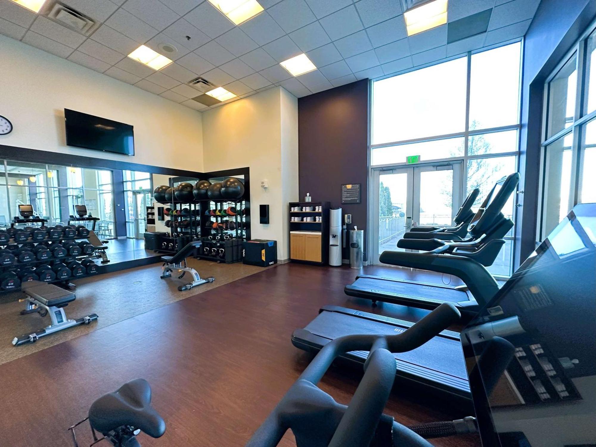 Doubletree By Hilton Bay City - Riverfront Esterno foto