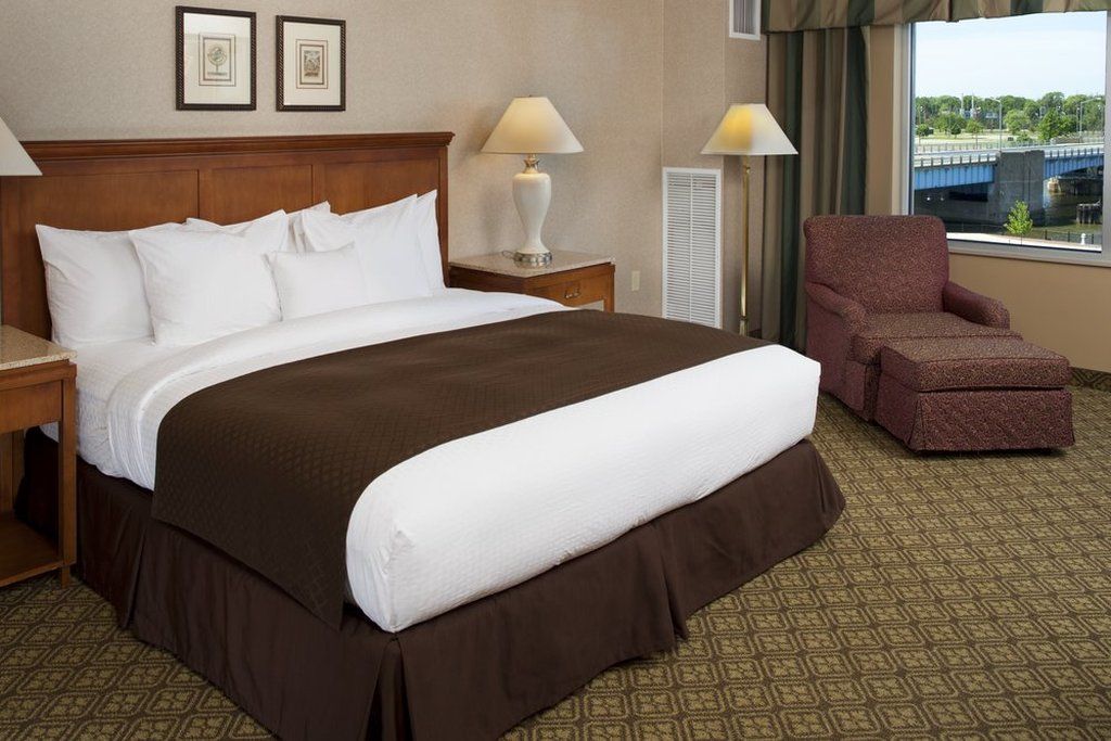 Doubletree By Hilton Bay City - Riverfront Camera foto